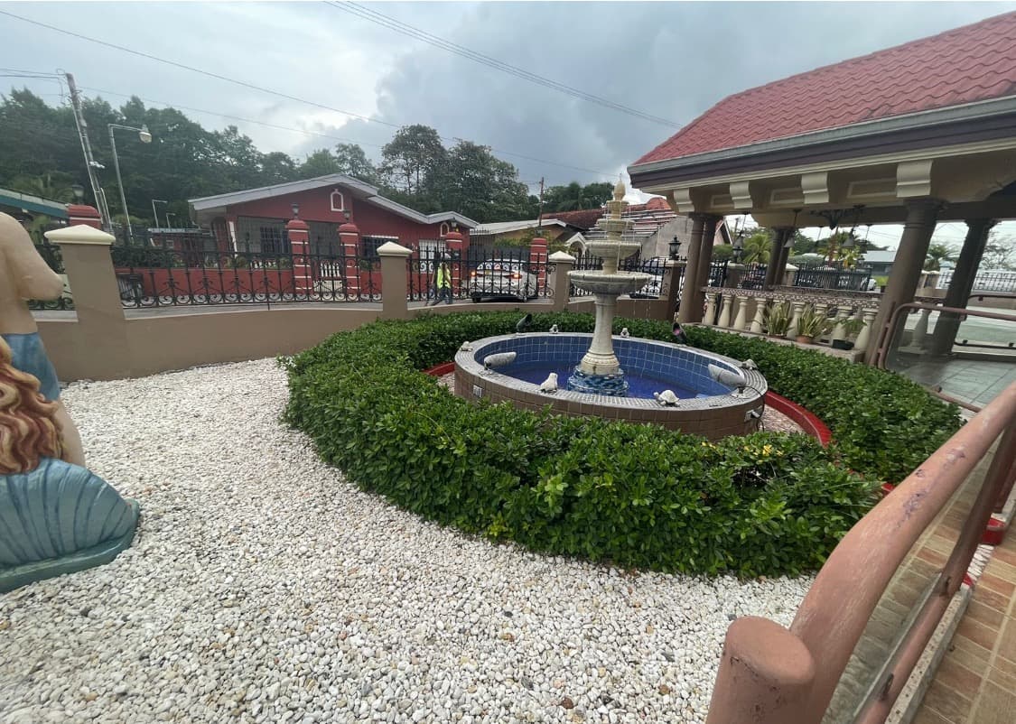 House For Sale: Gulf View, Gulf View