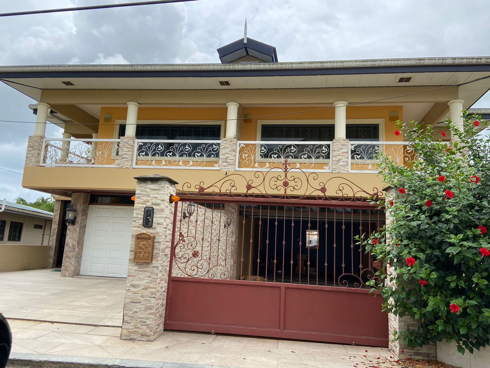 Palmiste Block 4 Spacious Duplex available for Rent, Palmiste